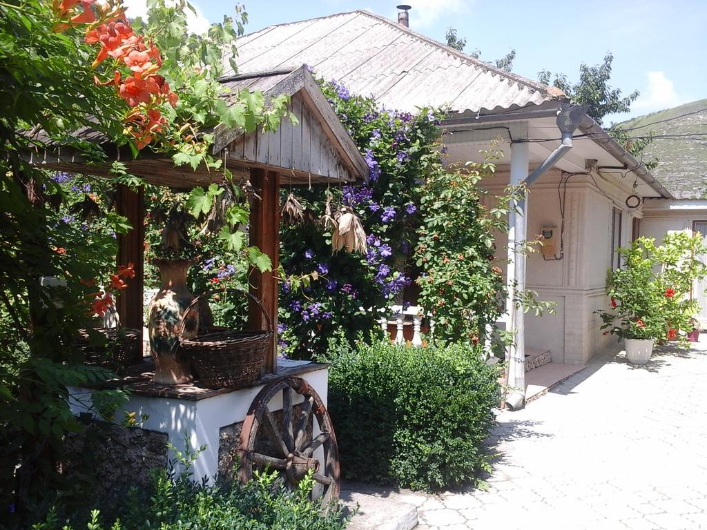 Hotel La Popas Orhei Exterior foto